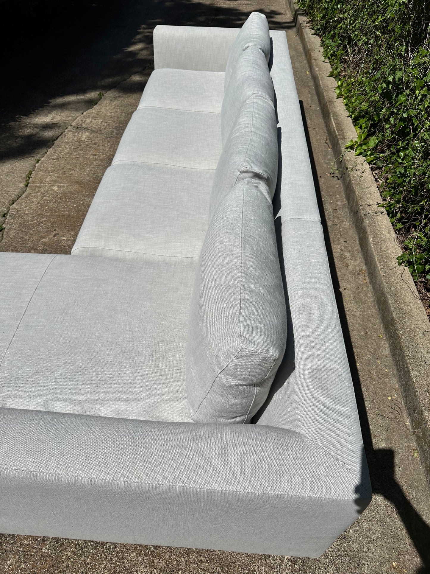 RH Modena Taper Arm Sectional Dove Gray