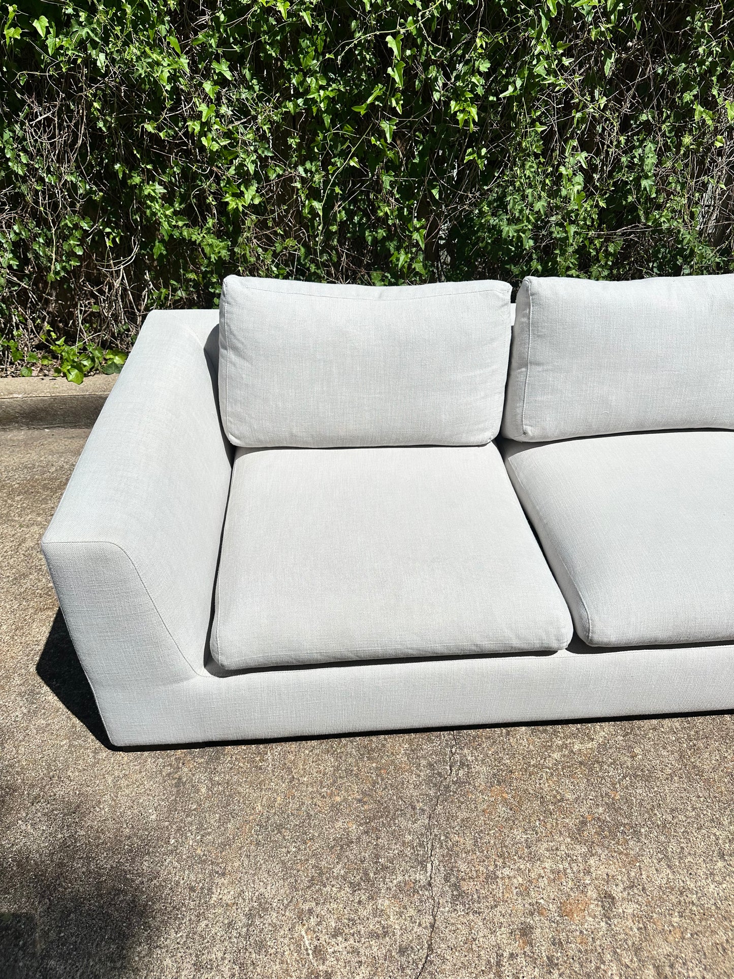 RH Modena Taper Arm Sectional Dove Gray