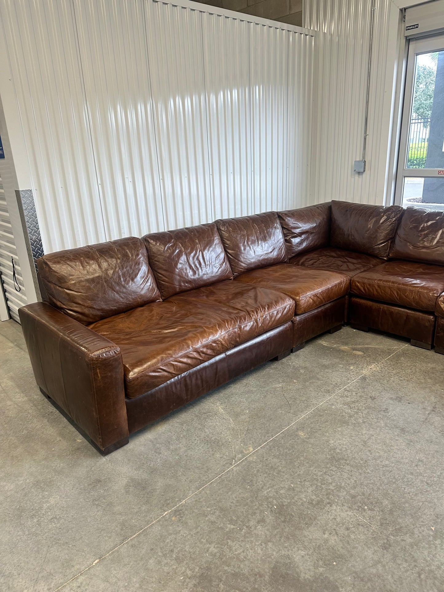 RH 10' Maxwell Leather Sectional