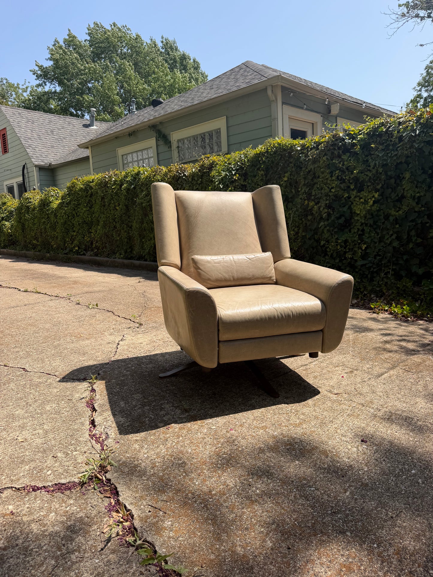 RH Luke Leather Reclining Swivel Chair Desk Chair Lounge Restoration Hardware