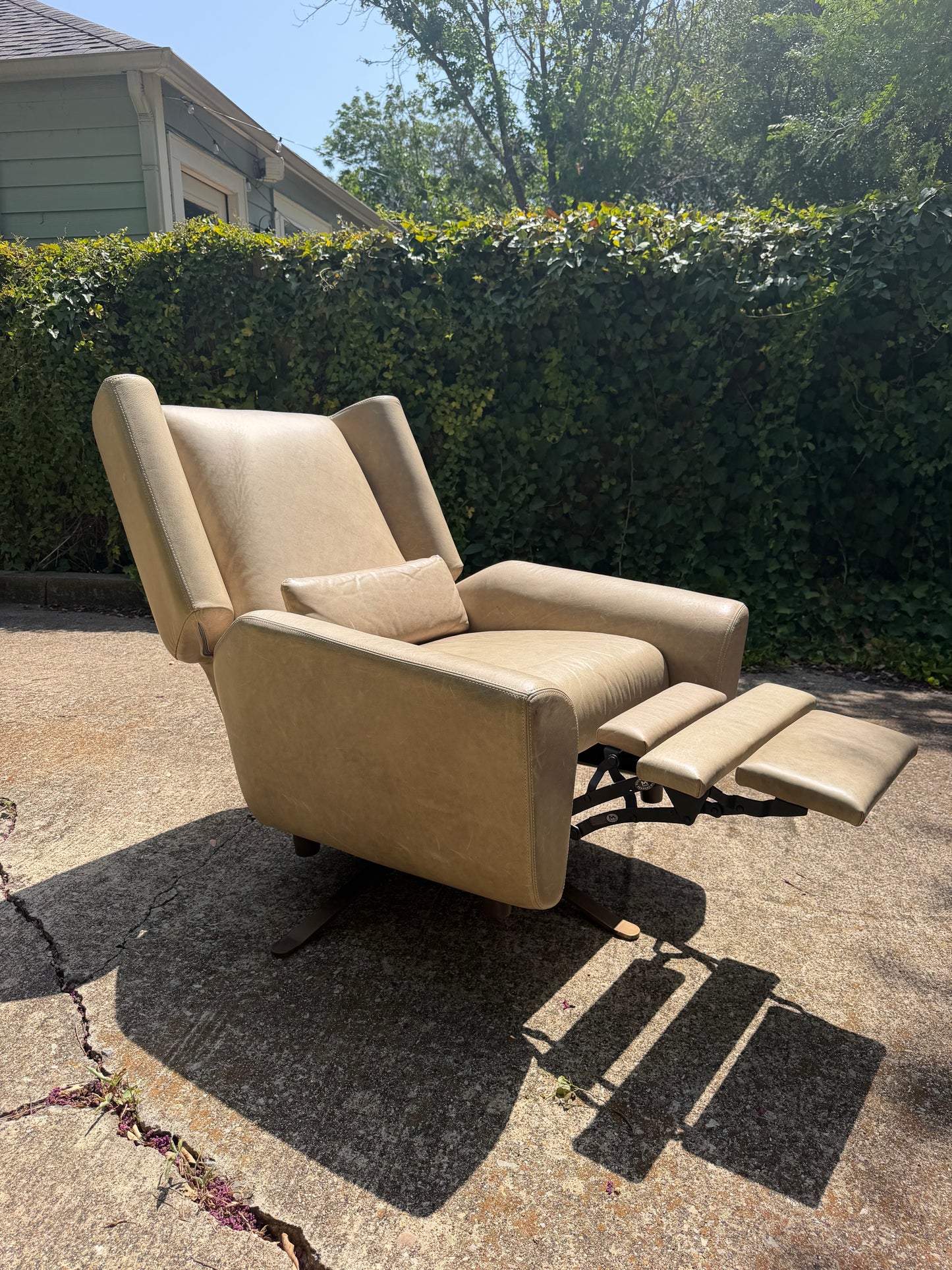 RH Luke Leather Reclining Swivel Chair Desk Chair Lounge Restoration Hardware