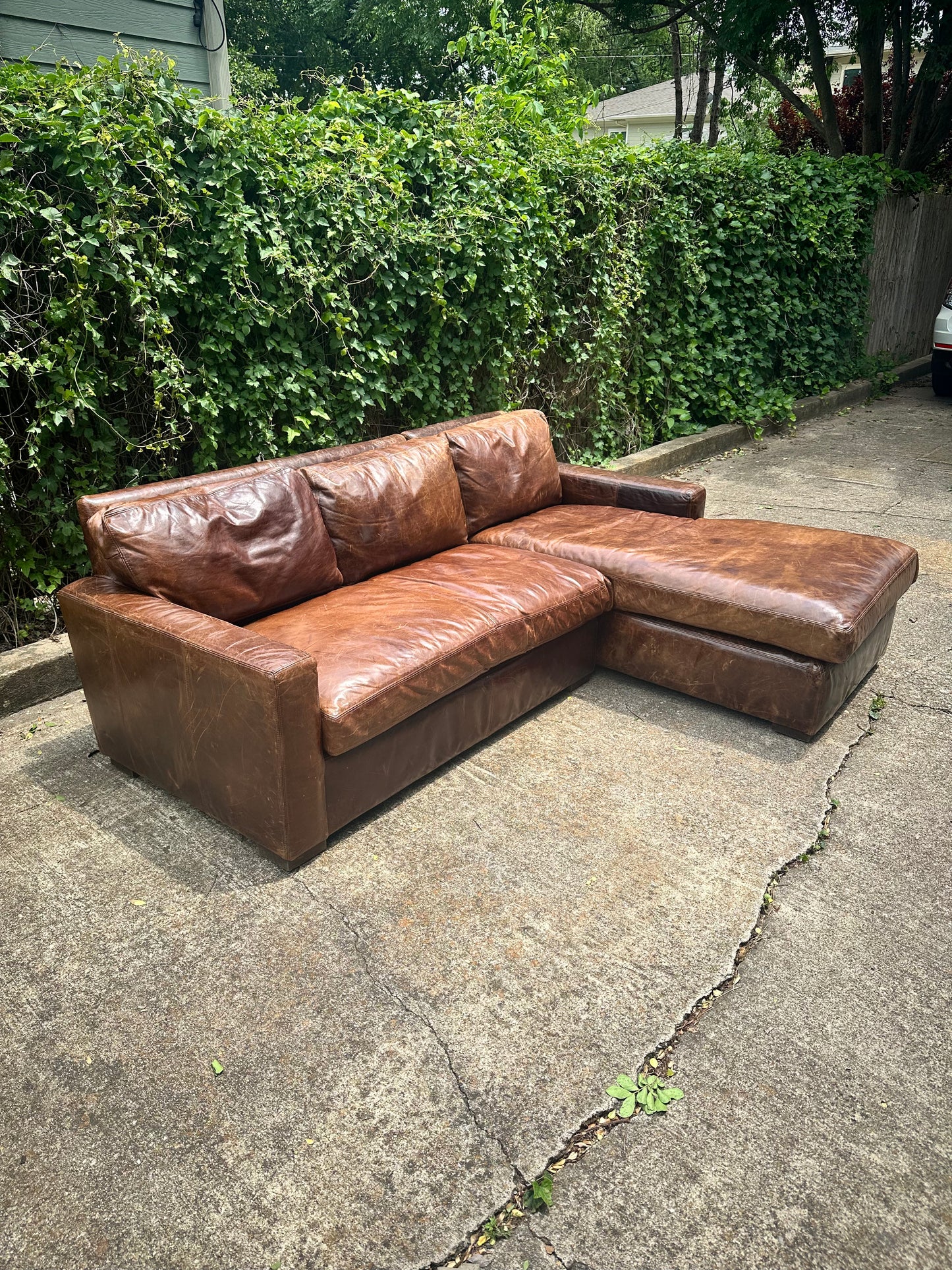 RH Maxwell Leather Sectional