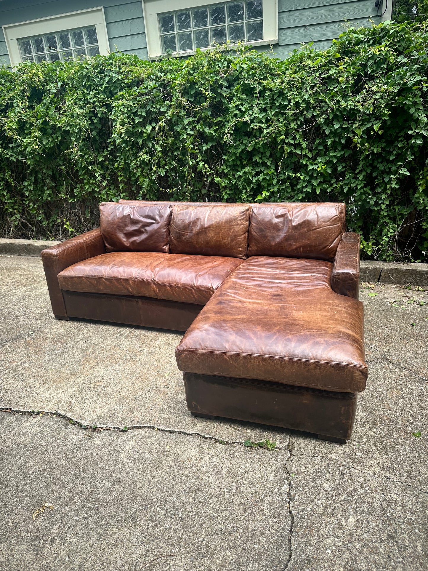 RH Maxwell Leather Sectional