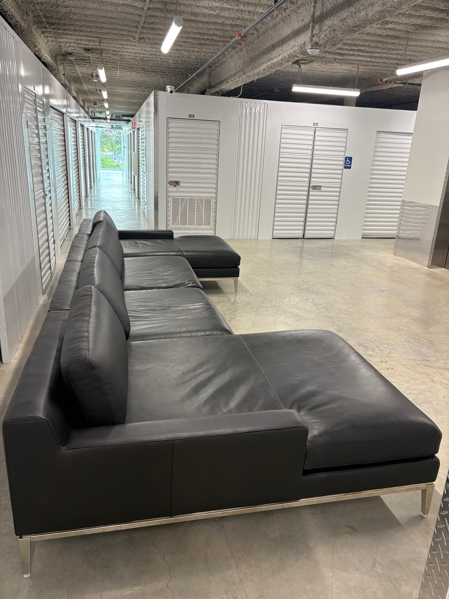 RH Italia Leather Track Arm U-Chaise Sectional Like New Black Ebony Leather Restoration Hardware