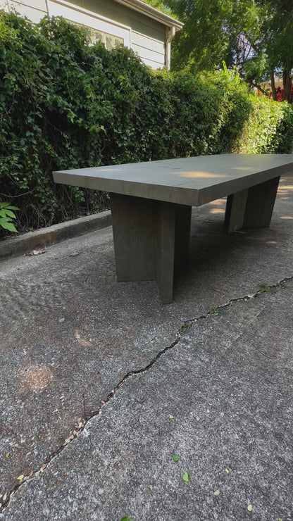 RH Ludlow 8' Dining Table